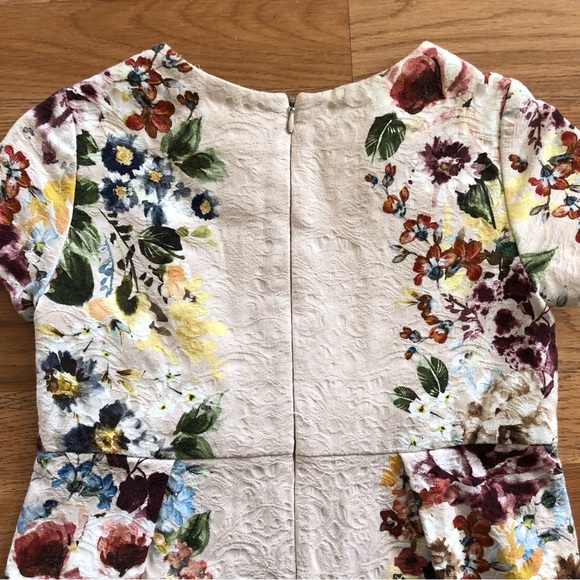 Zara Floral Dress - Picture 6 of 7